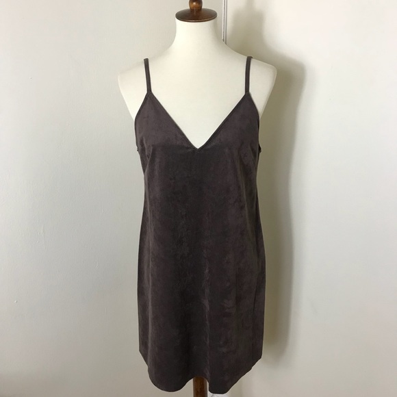 Aritzia Wilfred Free Vivienne vegan suede dress - Picture 3 of 8